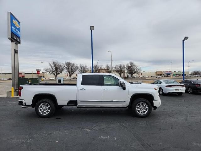 2025 Chevrolet Silverado 3500 HD Vehicle Photo in HAYS, KS 67601-1994