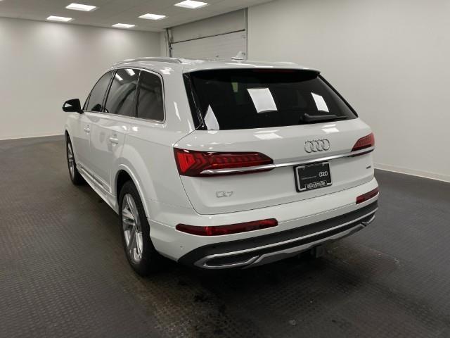 2024 Audi Q7 Vehicle Photo in Appleton, WI 54913