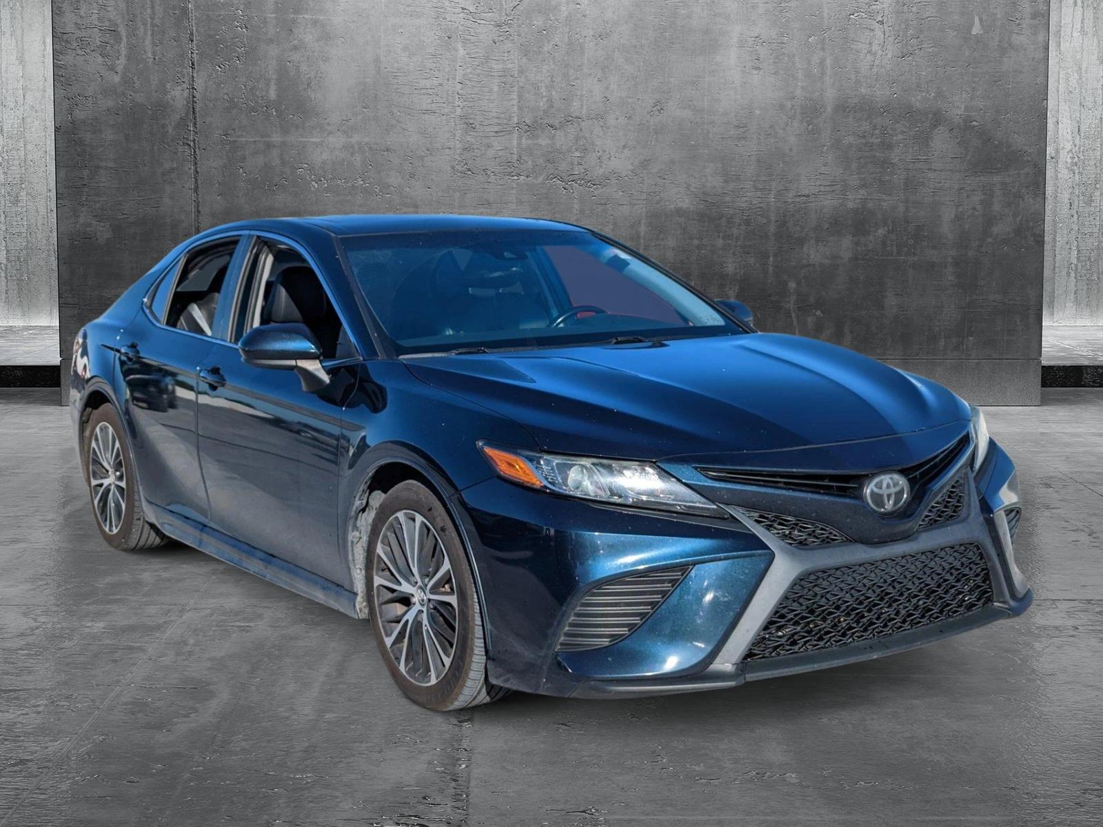 2019 Toyota Camry Vehicle Photo in Ft. Myers, FL 33907