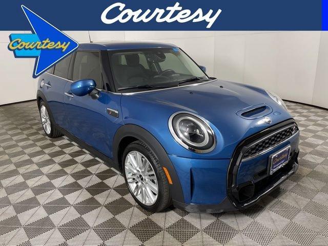 2024 MINI Hardtop 4 Door Vehicle Photo in PHOENIX, AZ 85014-3381