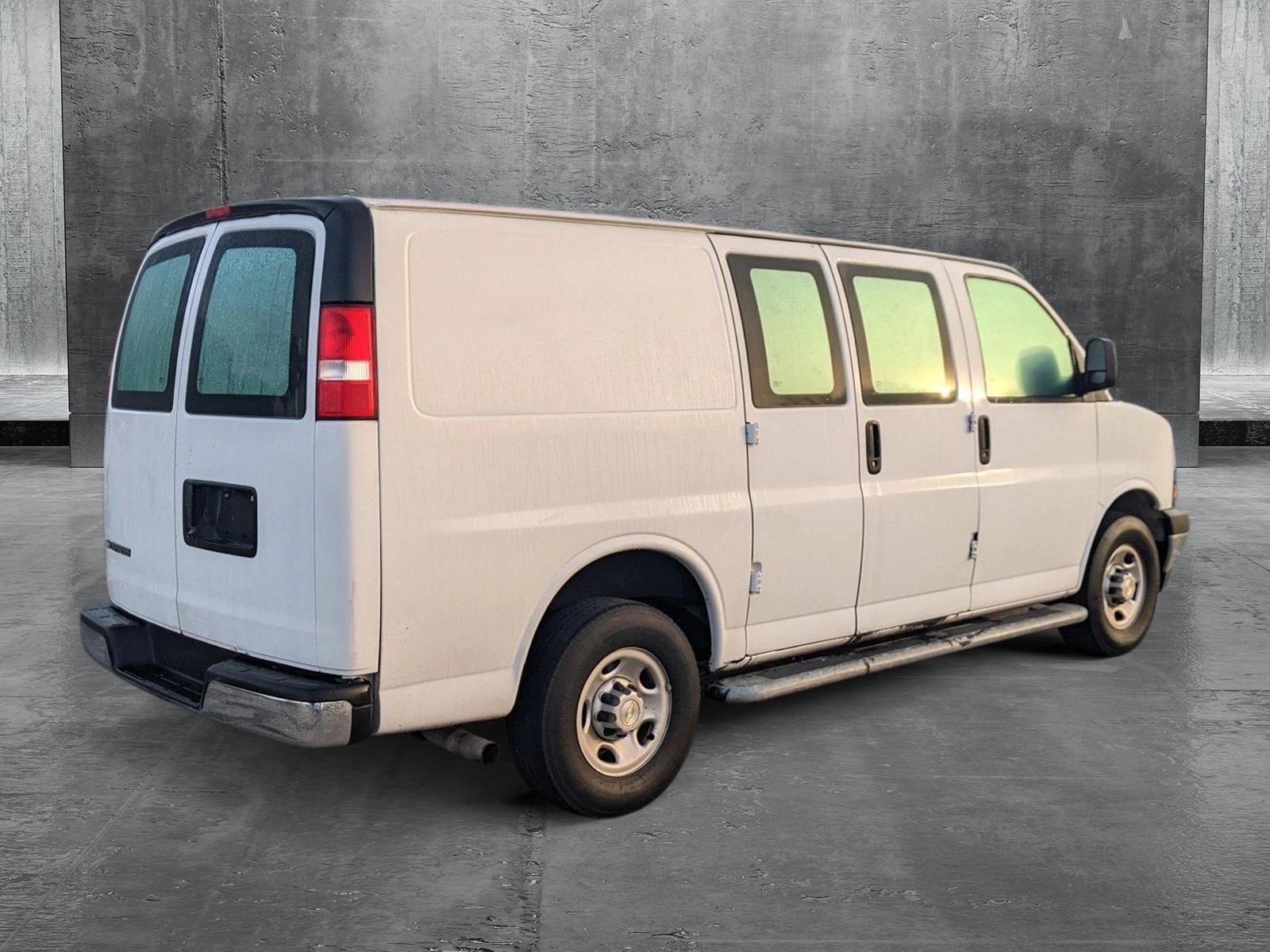 2021 Chevrolet Express Cargo 2500 Vehicle Photo in PEMBROKE PINES, FL 33024-6534