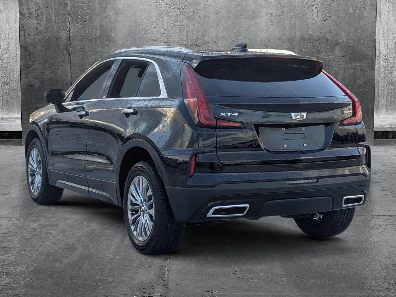 2025 Cadillac XT4 Vehicle Photo in WEST PALM BEACH, FL 33407-3296