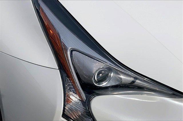 2017 Toyota Prius Vehicle Photo in INDEPENDENCE, MO 64055-1377