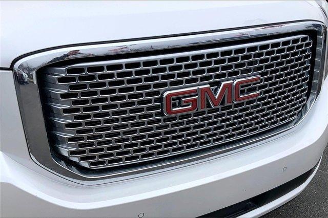 2016 GMC Yukon Vehicle Photo in INDEPENDENCE, MO 64055-1377