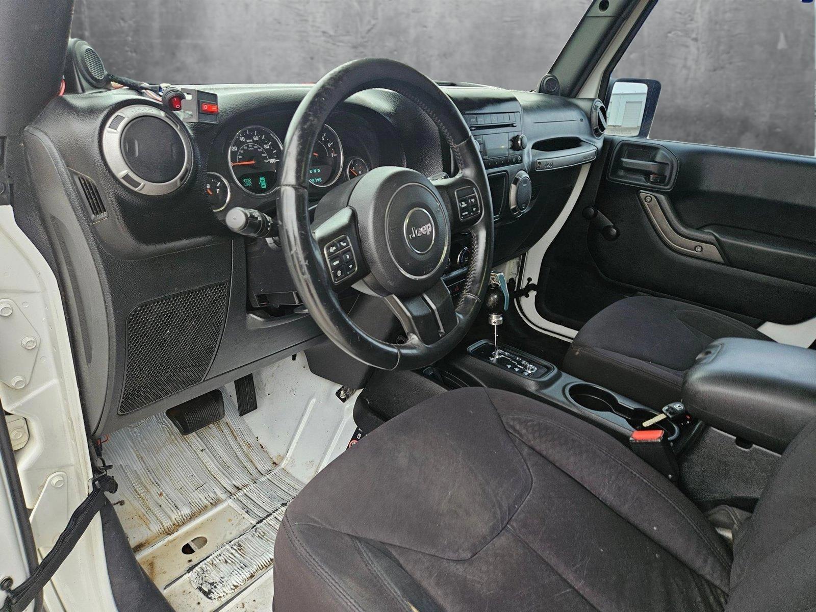 2013 Jeep Wrangler Unlimited Vehicle Photo in NORTH RICHLAND HILLS, TX 76180-7199