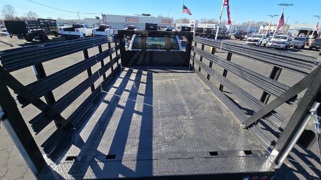 2024 Chevrolet Silverado Chassis Cab Vehicle Photo in INDEPENDENCE, MO 64055-1314