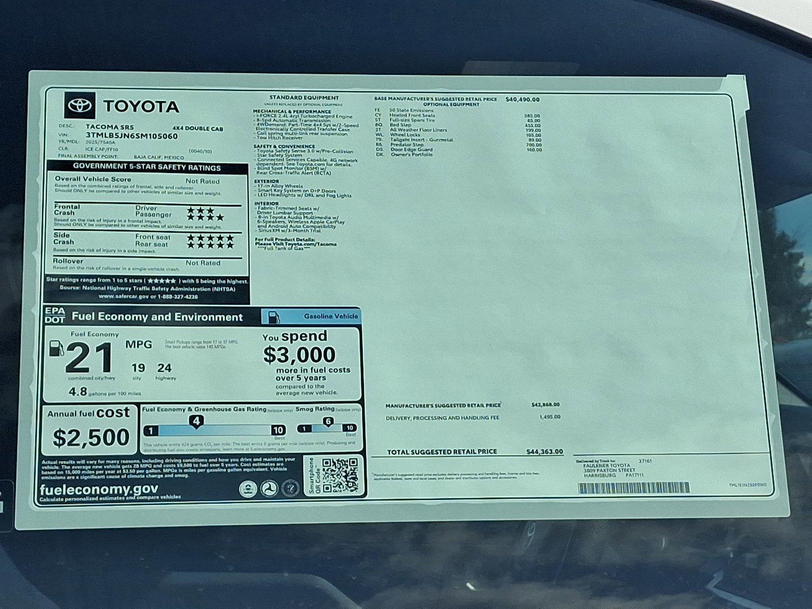 2025 Toyota Tacoma 4WD Vehicle Photo in Harrisburg, PA 17111