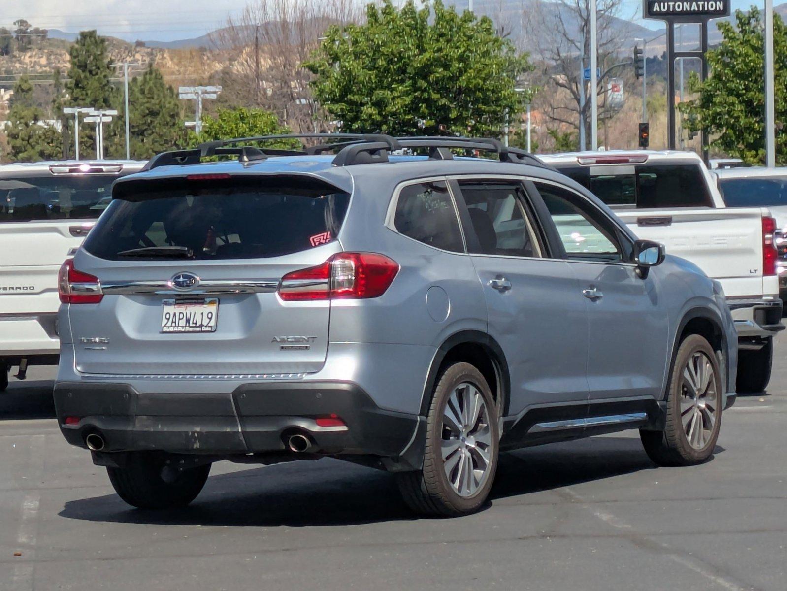 2022 Subaru Ascent Vehicle Photo in VALENCIA, CA 91355-1705