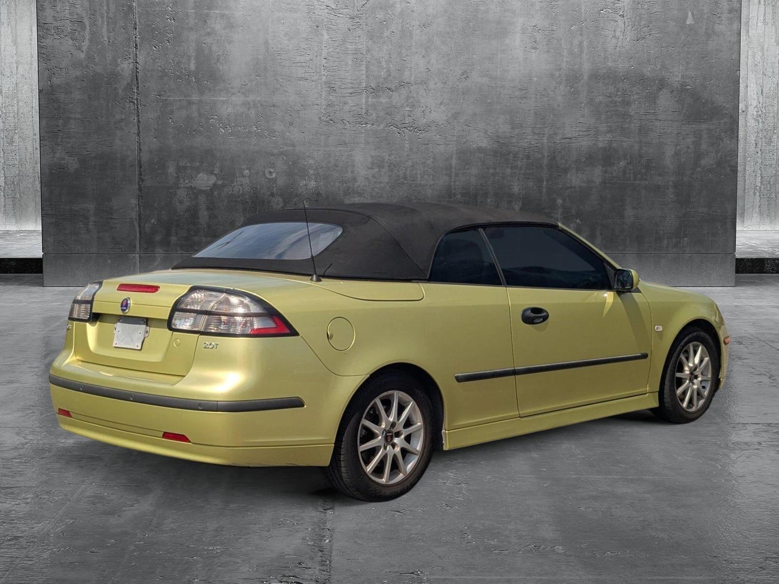 2004 Saab 9-3 Vehicle Photo in St. Petersburg, FL 33713