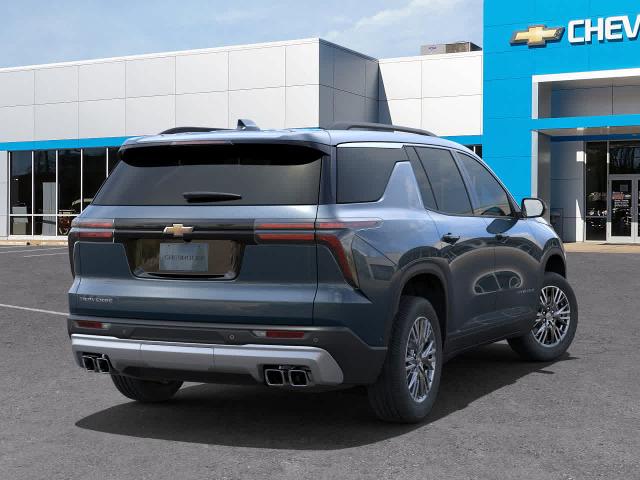 2025 Chevrolet Traverse Vehicle Photo in MOON TOWNSHIP, PA 15108-2571