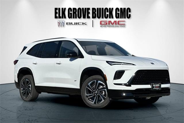 2025 Buick Enclave Vehicle Photo in ELK GROVE, CA 95757-8703