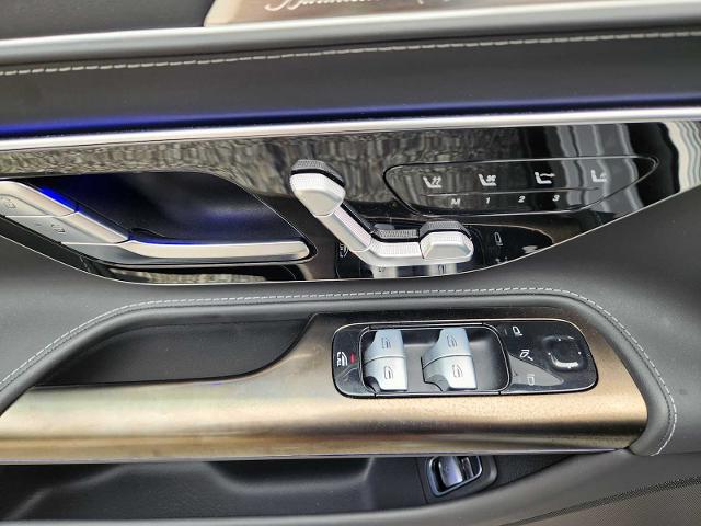 2025 Mercedes-Benz SL Vehicle Photo in HOUSTON, TX 77079