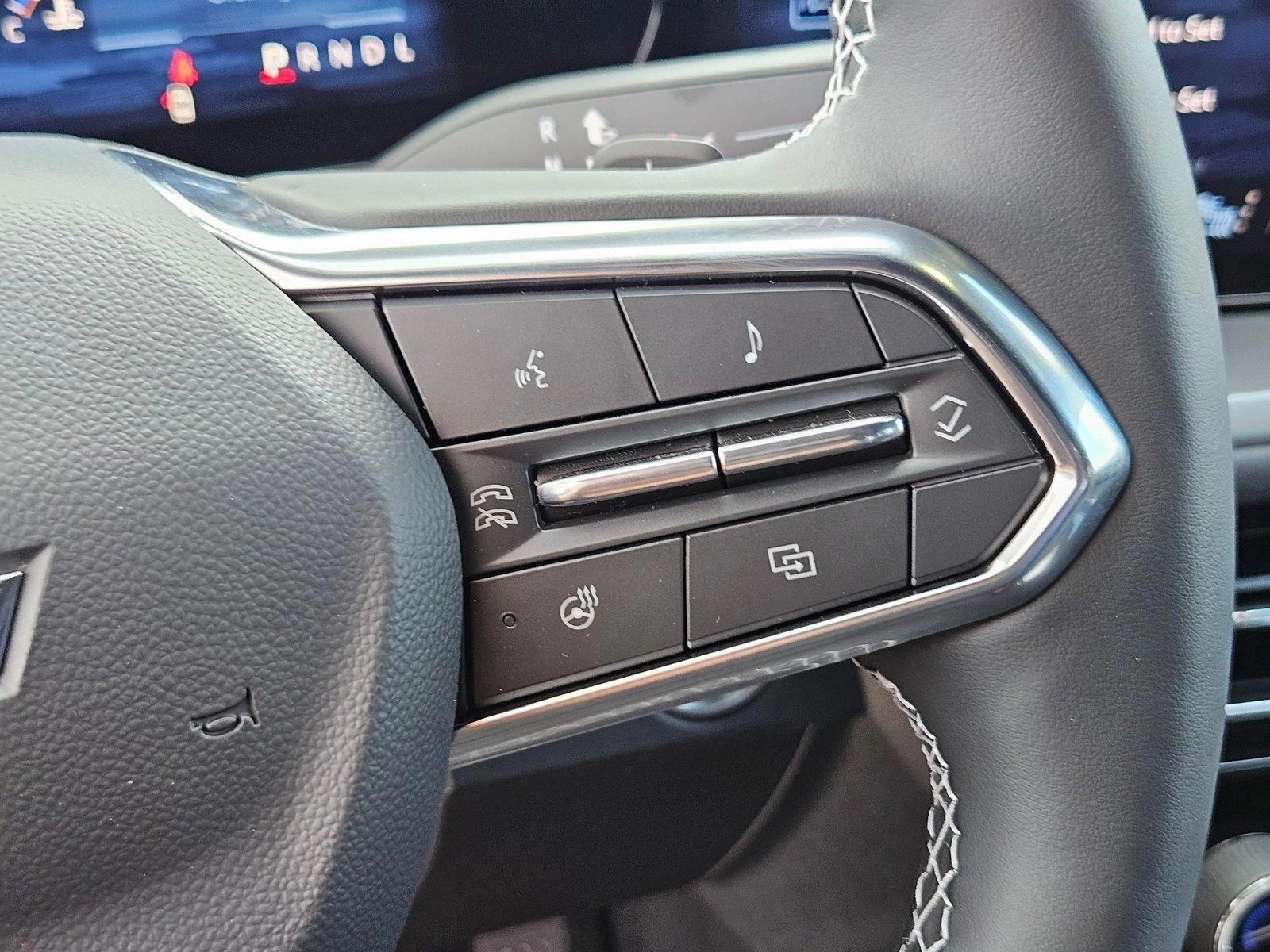2025 Chevrolet Traverse Vehicle Photo in WACO, TX 76710-2592