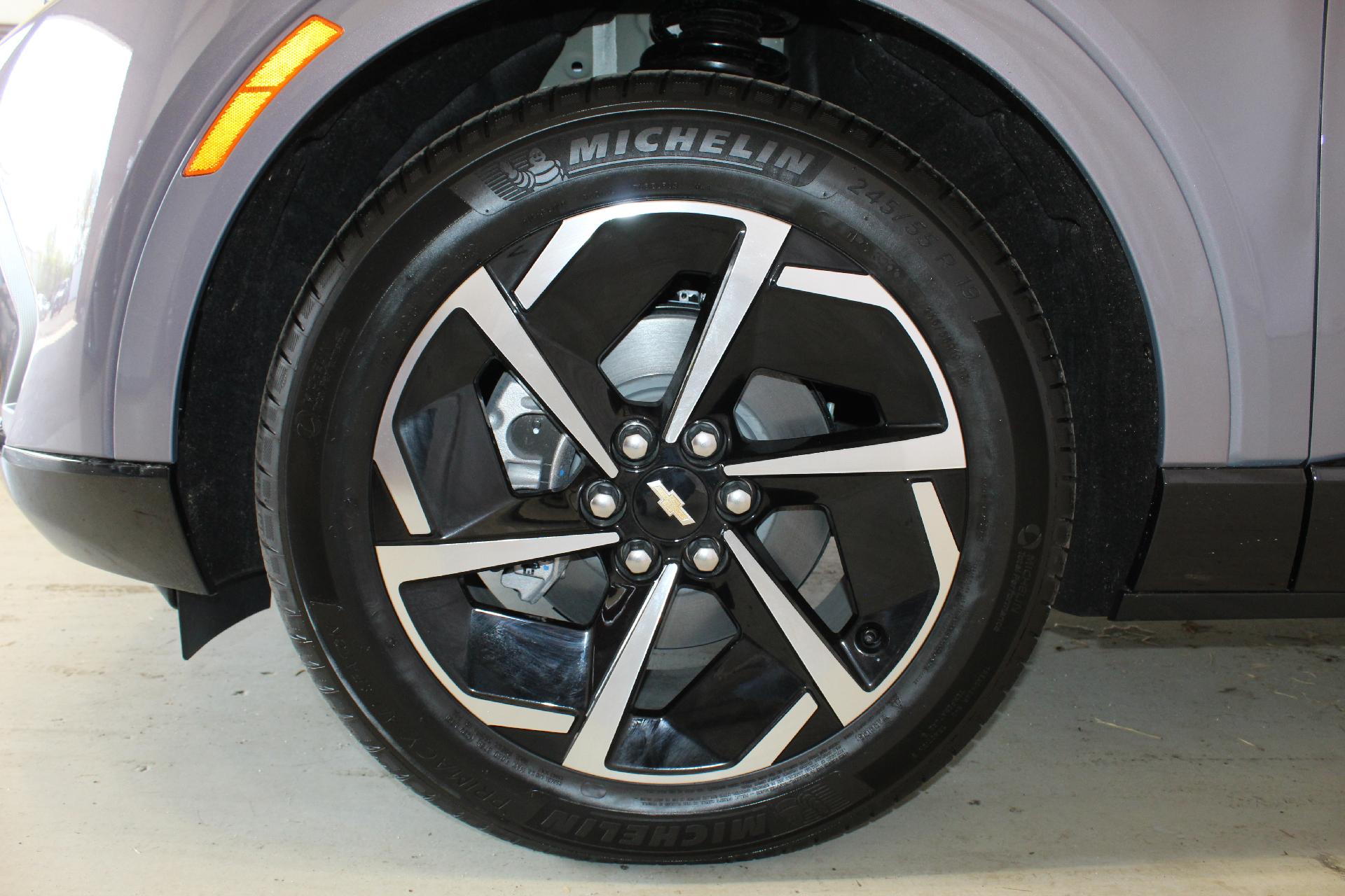 2025 Chevrolet Equinox EV Vehicle Photo in NORTHAMPTON, MA 01060-1120