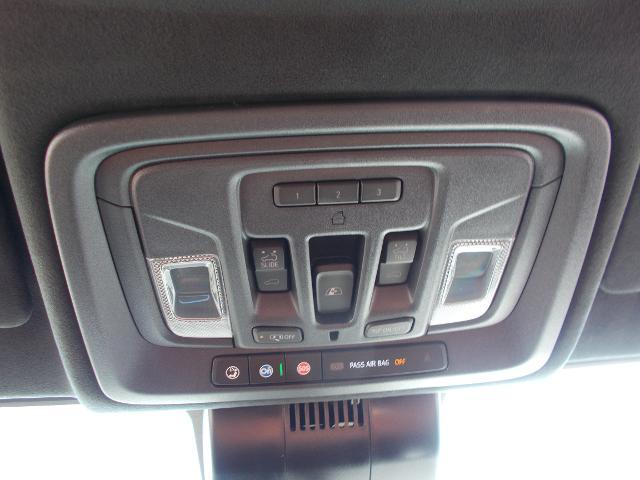 2025 GMC Sierra 1500 Vehicle Photo in LOWELL, MA 01852-4336