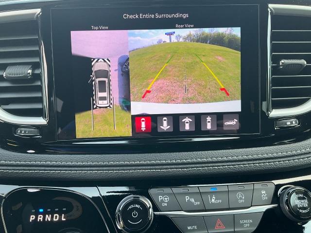 2025 Chrysler Pacifica Vehicle Photo in Kaukauna, WI 54130
