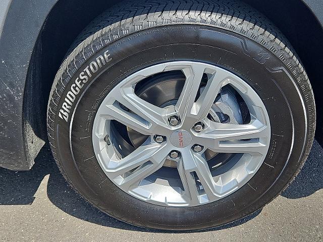 2024 GMC Terrain Vehicle Photo in TREVOSE, PA 19053-4984
