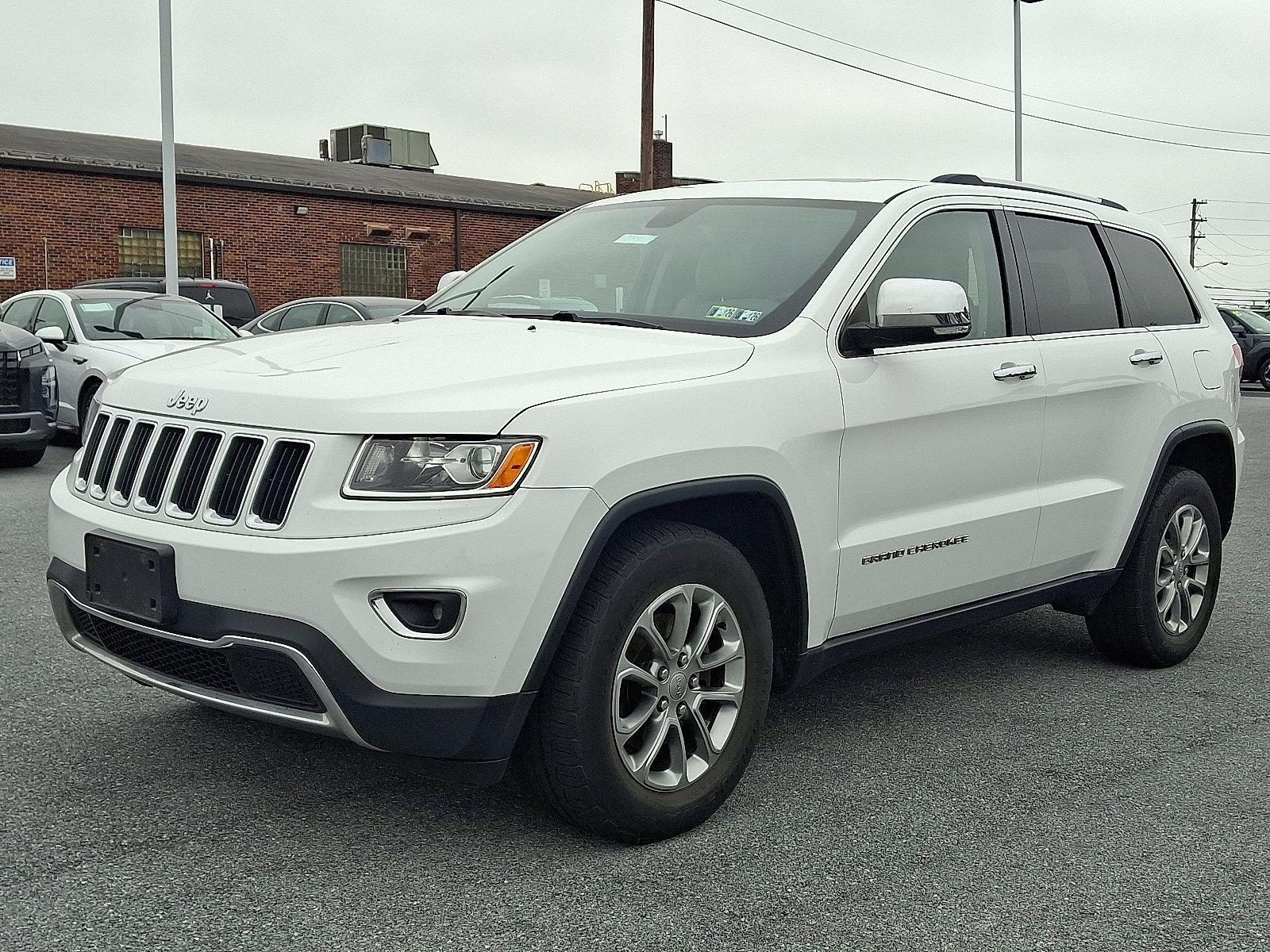 2015 Jeep Grand Cherokee Vehicle Photo in Harrisburg, PA 17111