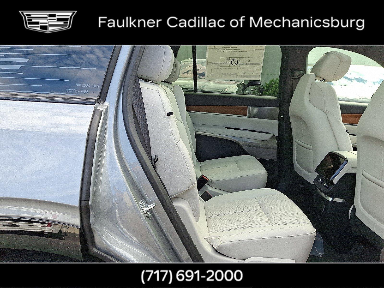 2026 Cadillac VISTIQ Vehicle Photo in MECHANICSBURG, PA 17050-1707