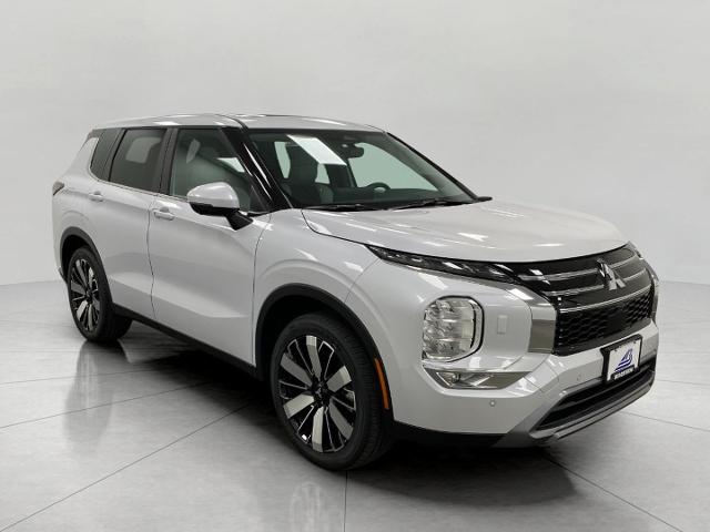 2025 Mitsubishi Outlander Vehicle Photo in Neenah, WI 54956