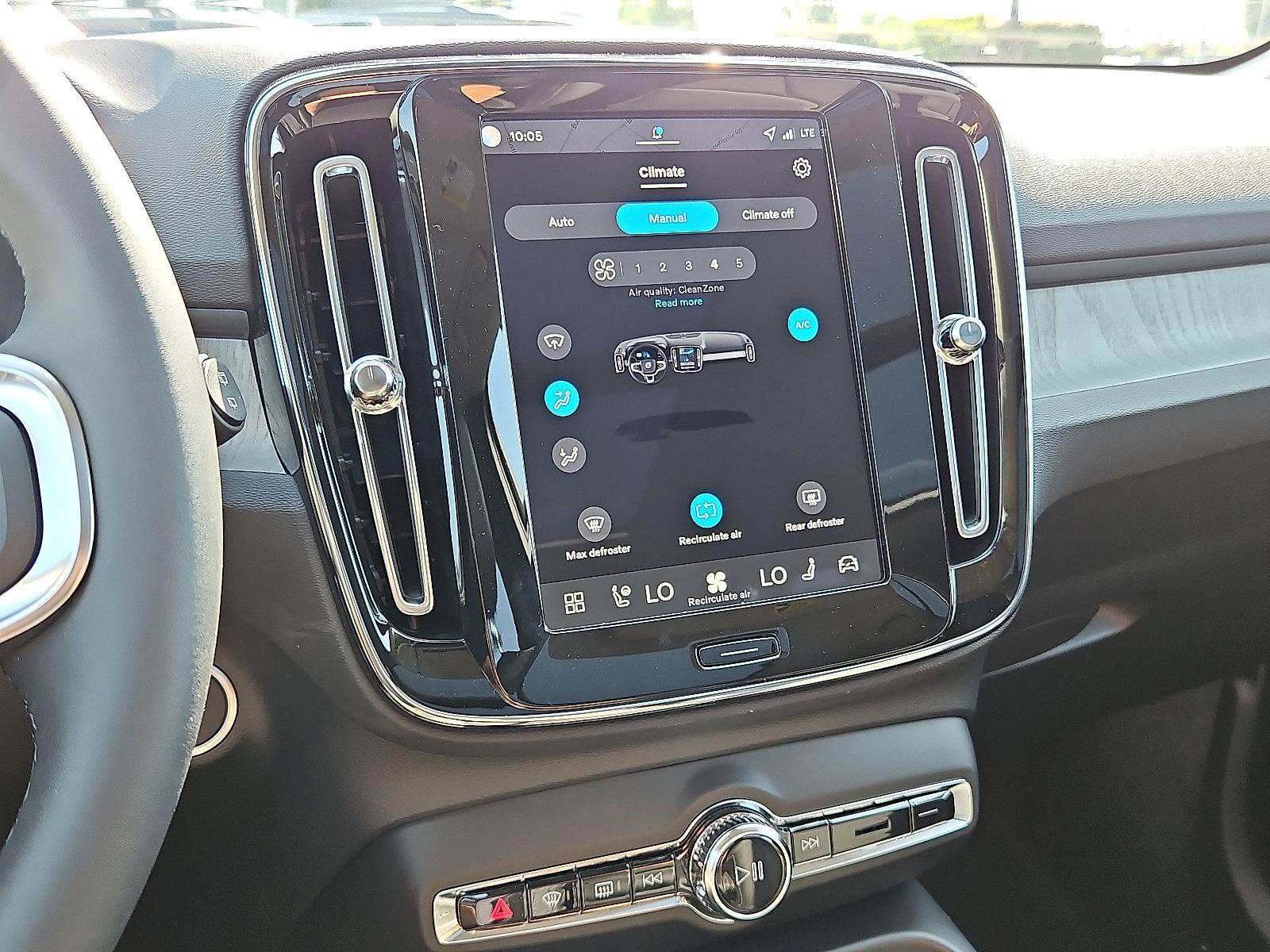 2026 Volvo XC40 Vehicle Photo in Trevose, PA 19053