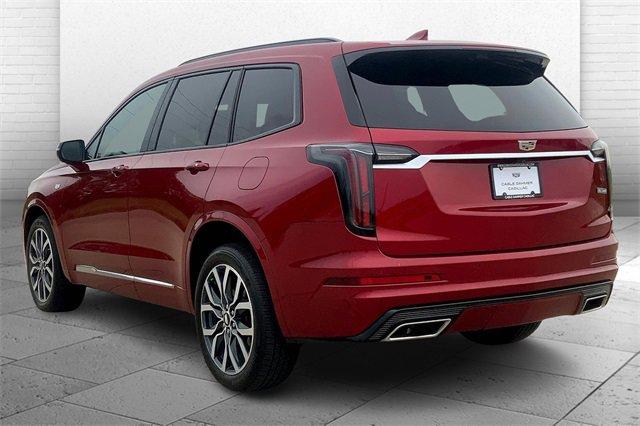 2024 Cadillac XT6 Vehicle Photo in TOPEKA, KS 66609-0000