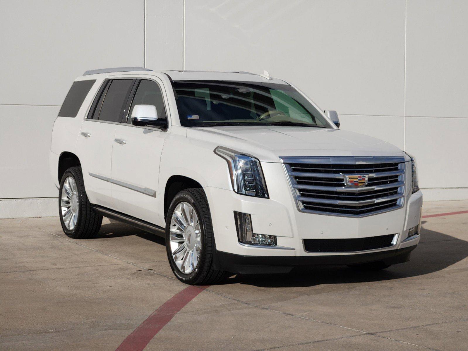 2019 Cadillac Escalade Vehicle Photo in GRAPEVINE, TX 76051-8302