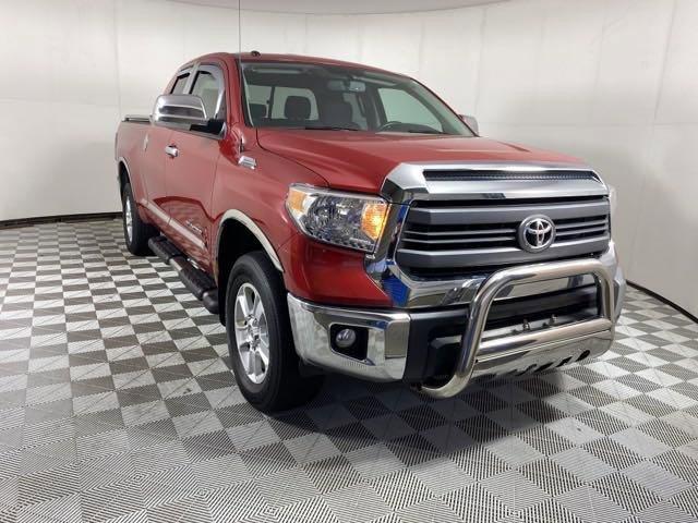 2014 Toyota Tundra 4WD Truck Vehicle Photo in MEDINA, OH 44256-9001