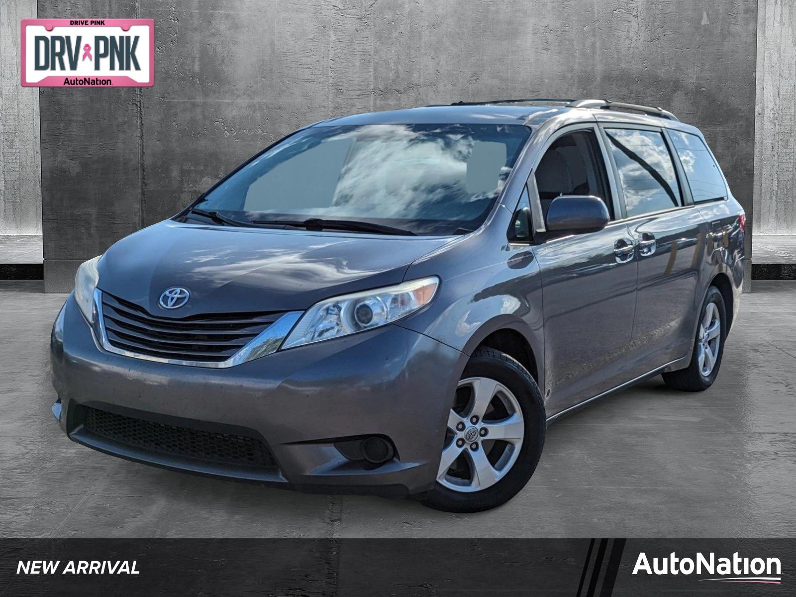 2017 Toyota Sienna Vehicle Photo in Sanford, FL 32771