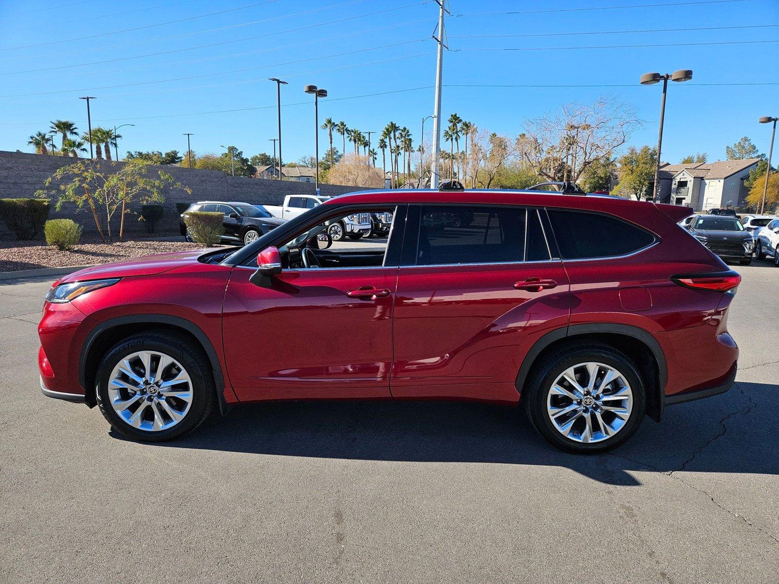 2023 Toyota Highlander Vehicle Photo in HENDERSON, NV 89014-6702