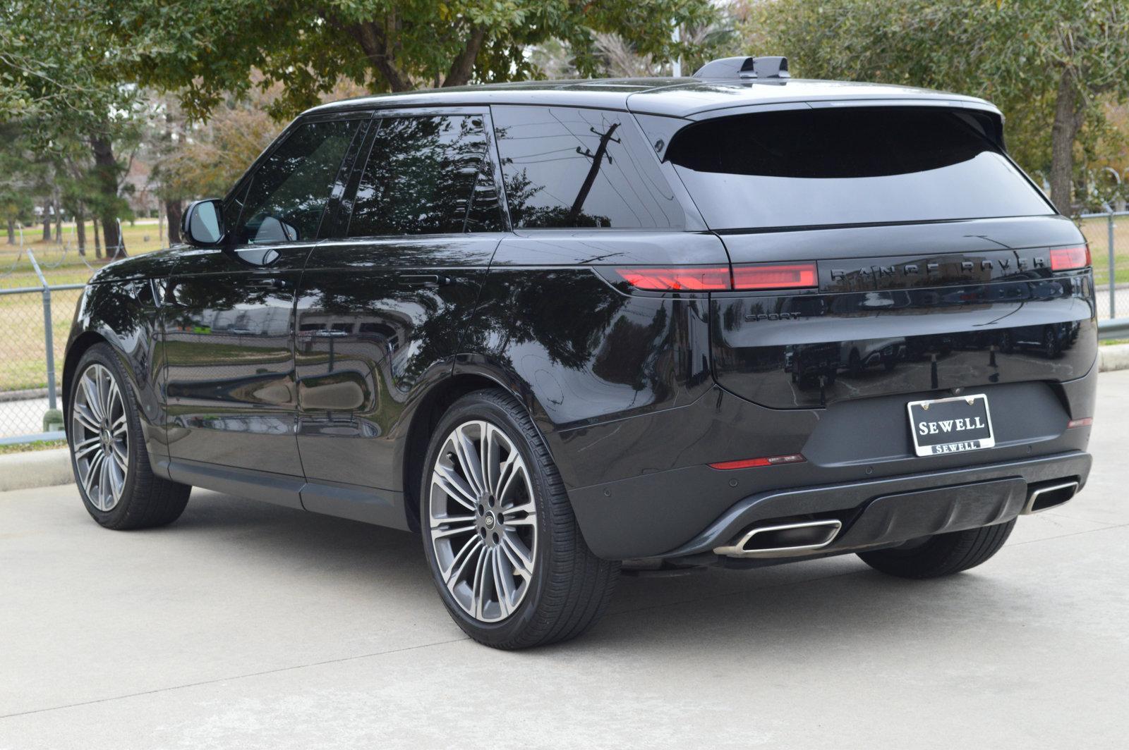 2024 Range Rover Sport Vehicle Photo in Houston, TX 77090