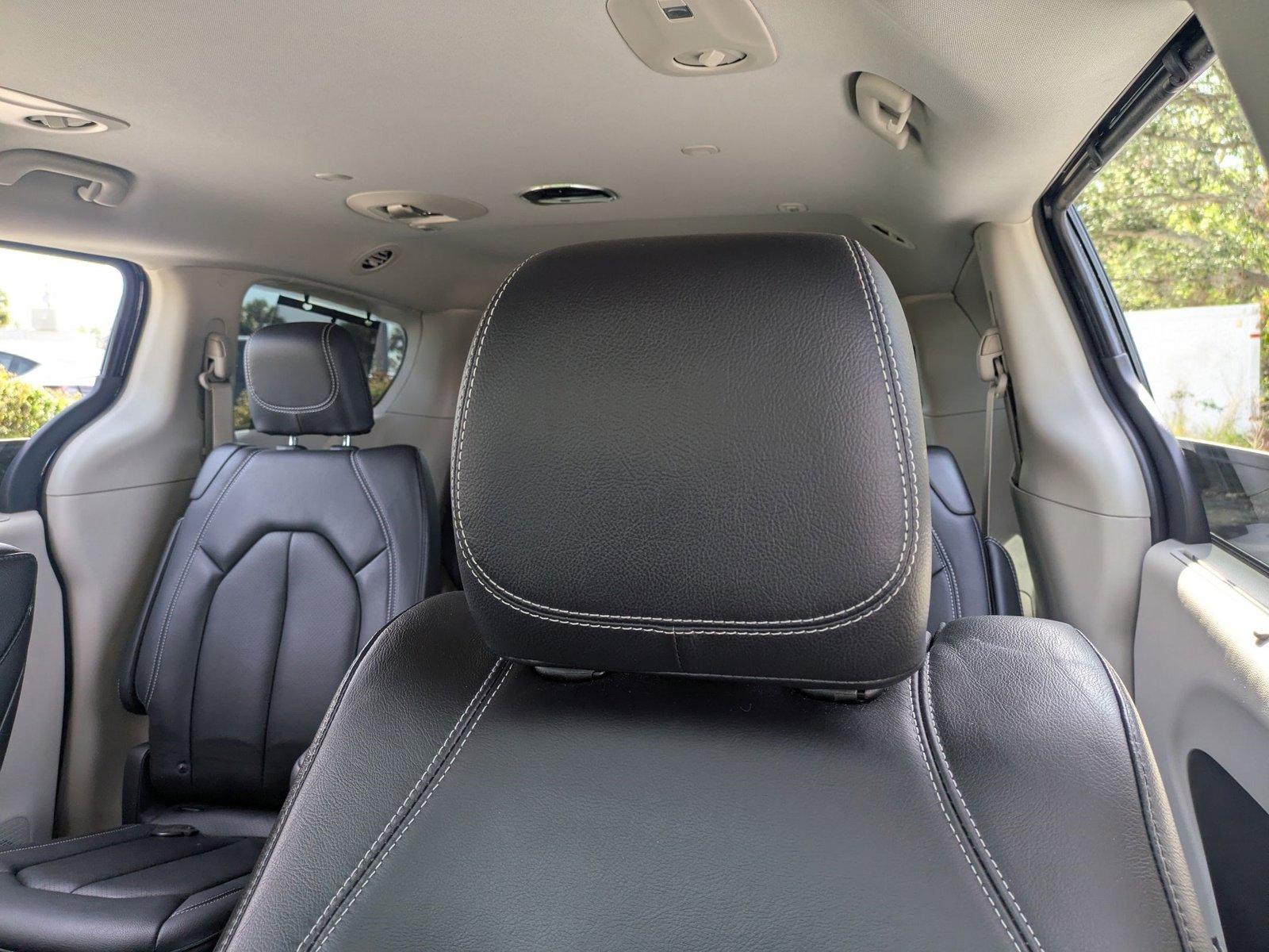 2022 Chrysler Pacifica Vehicle Photo in Sarasota, FL 34231