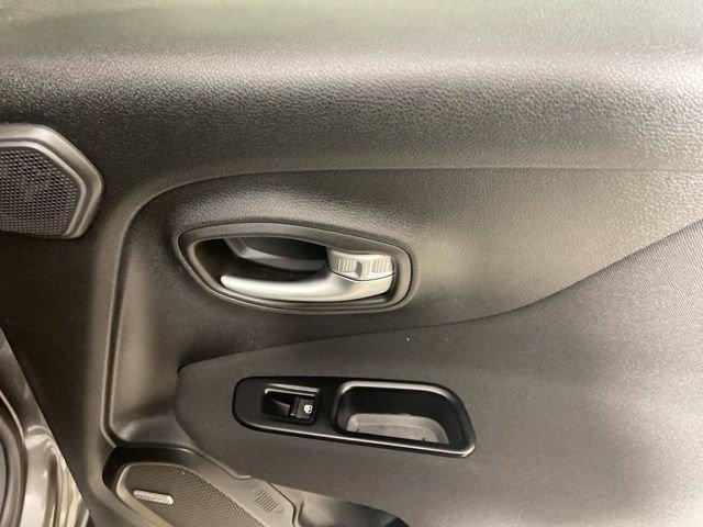2021 Jeep Renegade Vehicle Photo in PHOENIX, AZ 85014-3381