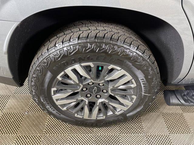 2025 Chevrolet Tahoe Vehicle Photo in PHOENIX, AZ 85014-3381