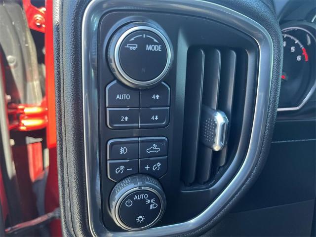 2022 Chevrolet Silverado 1500 LTD Vehicle Photo in ALCOA, TN 37701-3235