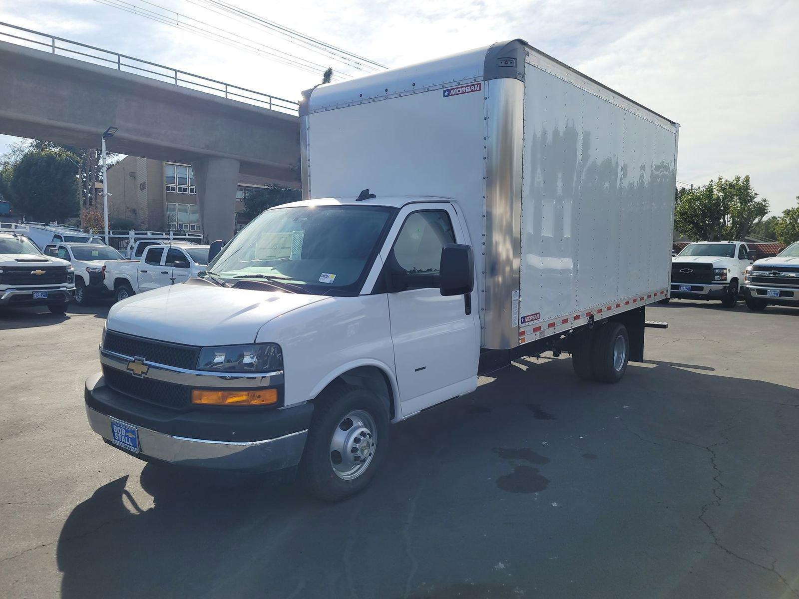 2024 Chevrolet Express Commercial Cutaway Vehicle Photo in LA MESA, CA 91942-8211