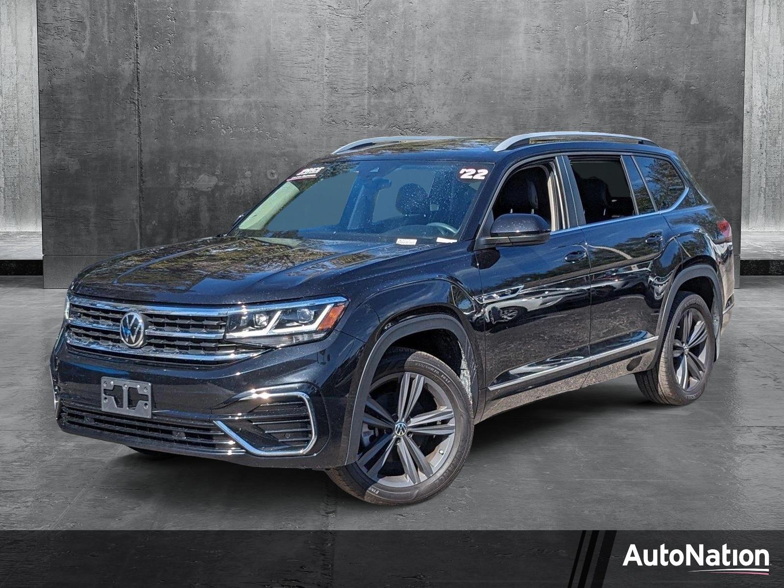 2022 Volkswagen Atlas Vehicle Photo in Tampa, FL 33614