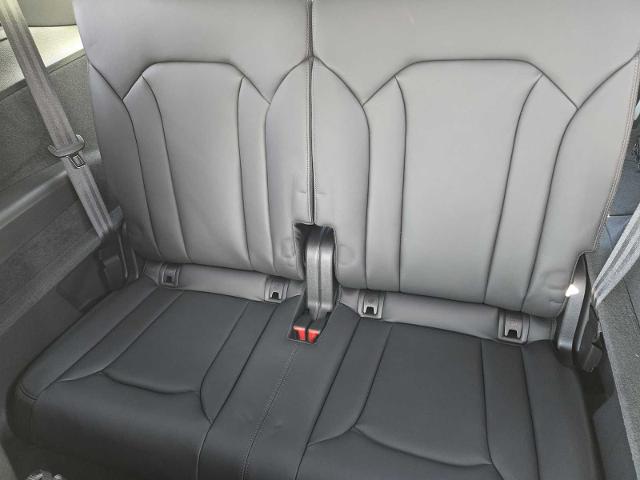 2025 Audi Q7 Vehicle Photo in SUGAR LAND, TX 77478