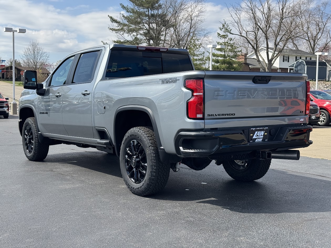 2025 Chevrolet Silverado 2500 HD Vehicle Photo in BOONVILLE, IN 47601-9633