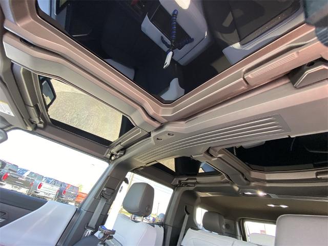 2025 GMC HUMMER EV SUV Vehicle Photo in Greenville, TX 75402