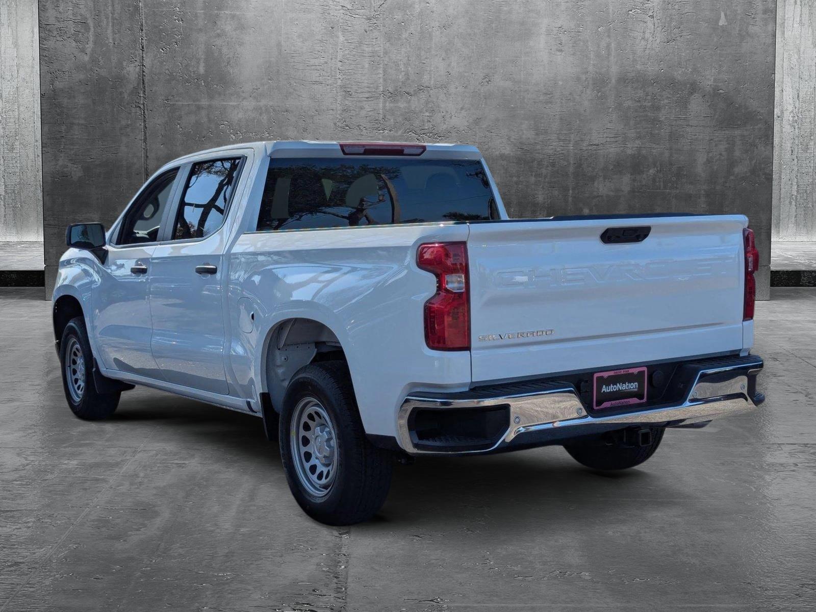 2025 Chevrolet Silverado 1500 Vehicle Photo in GREENACRES, FL 33463-3207
