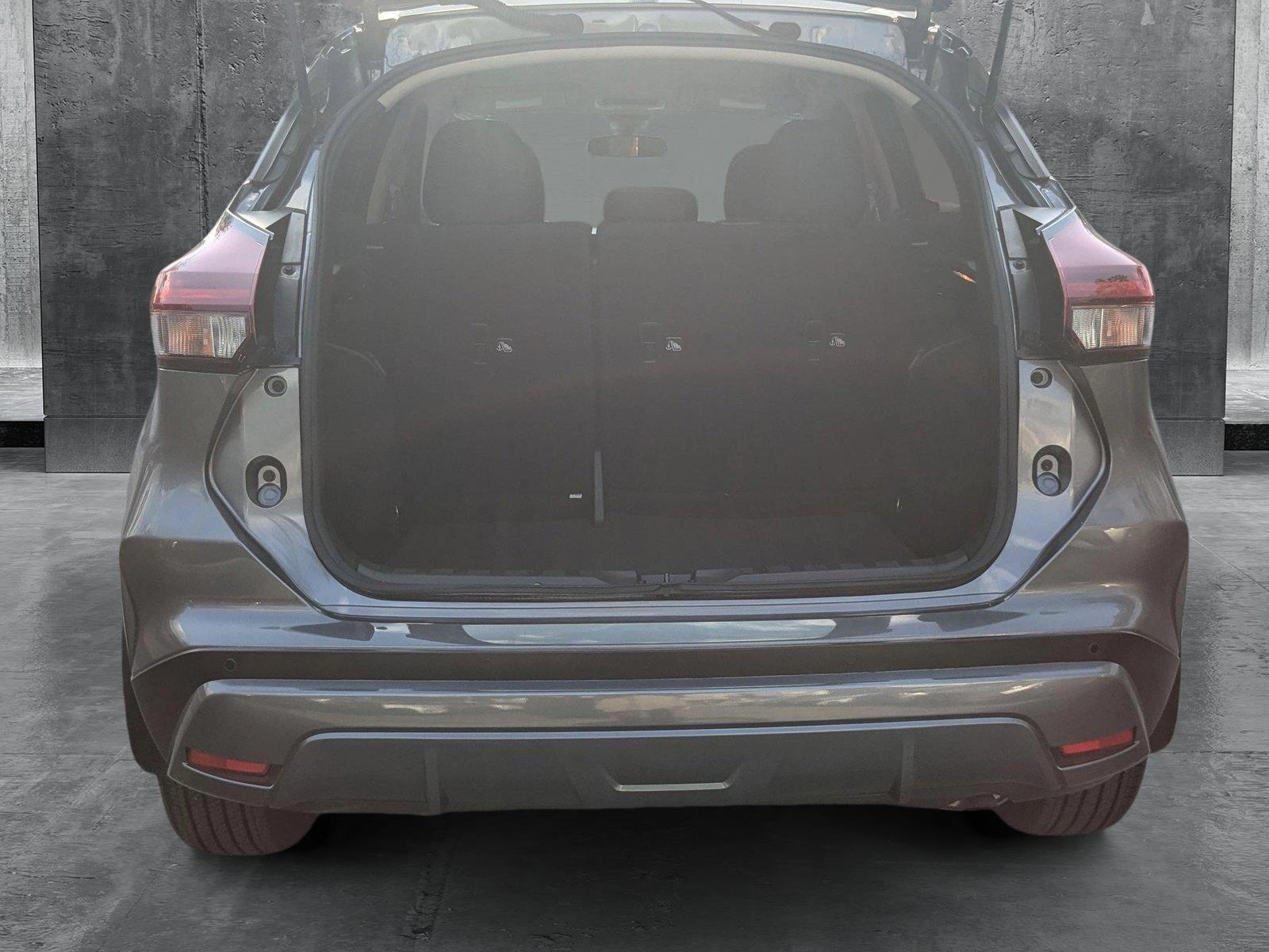 2021 Nissan Kicks Vehicle Photo in Miami, FL 33135
