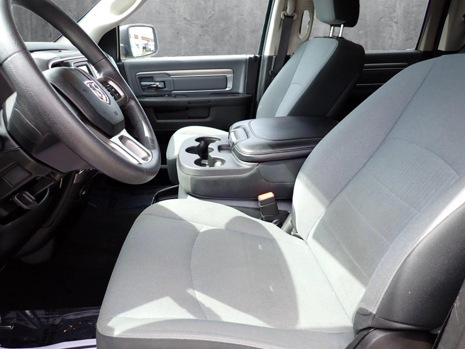 2021 Ram 1500 Classic Vehicle Photo in DENVER, CO 80221-3610