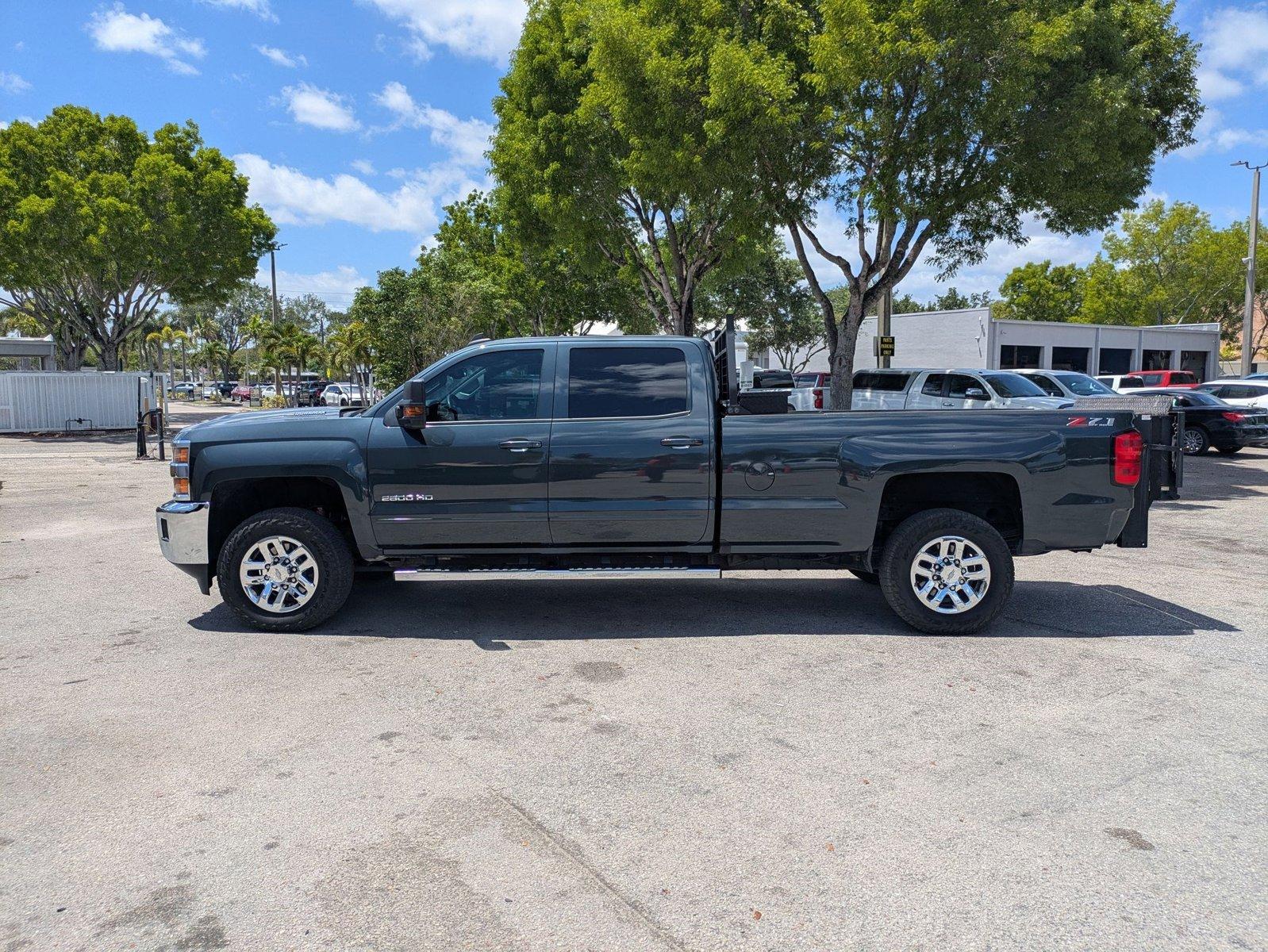 2018 Chevrolet Silverado 2500 HD Vehicle Photo in GREENACRES, FL 33463-3207