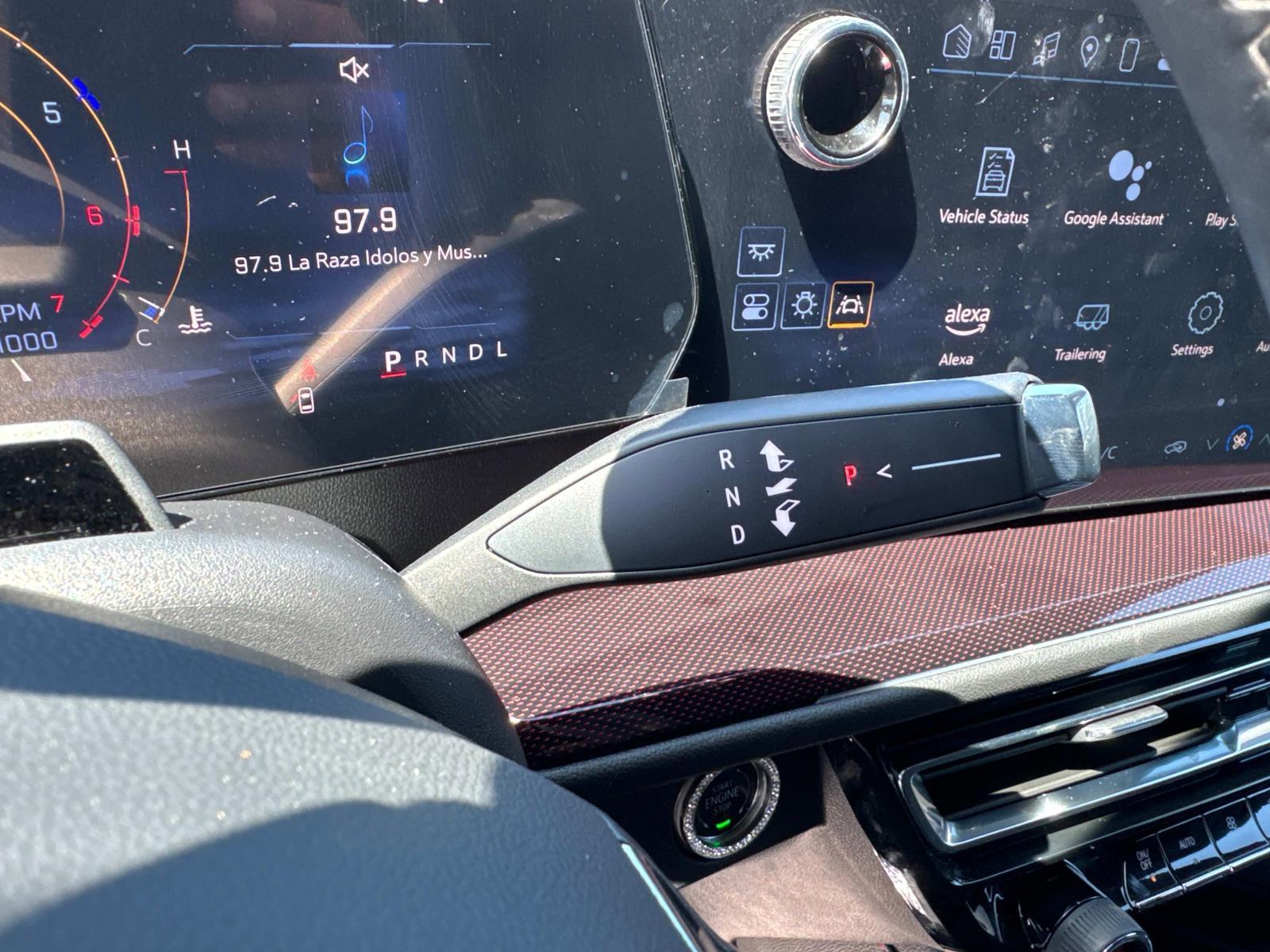 2024 Chevrolet Traverse Vehicle Photo in LOS ANGELES, CA 90007-3794