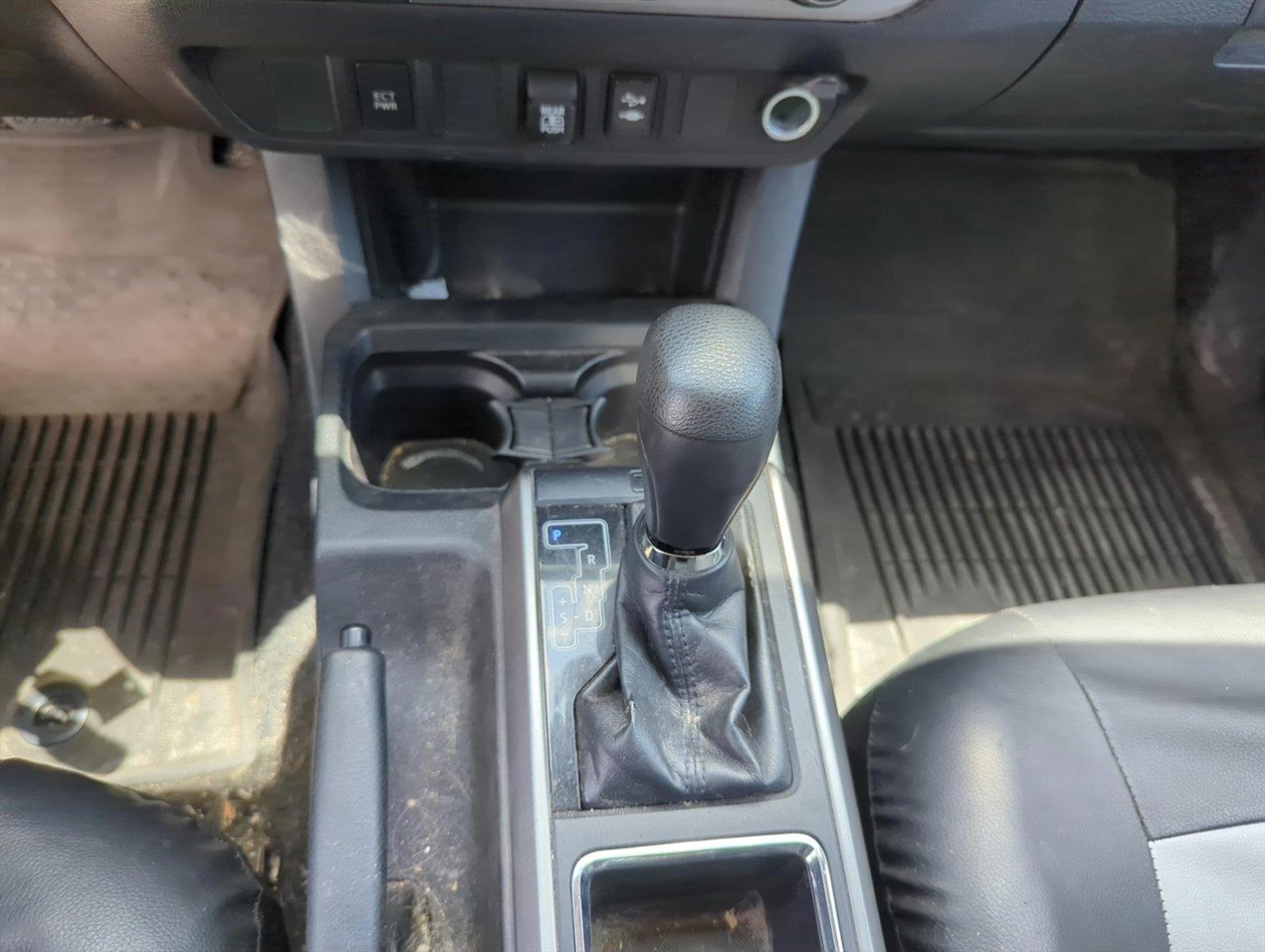 2019 Toyota Tacoma 4WD Vehicle Photo in Pembroke Pines, FL 33027