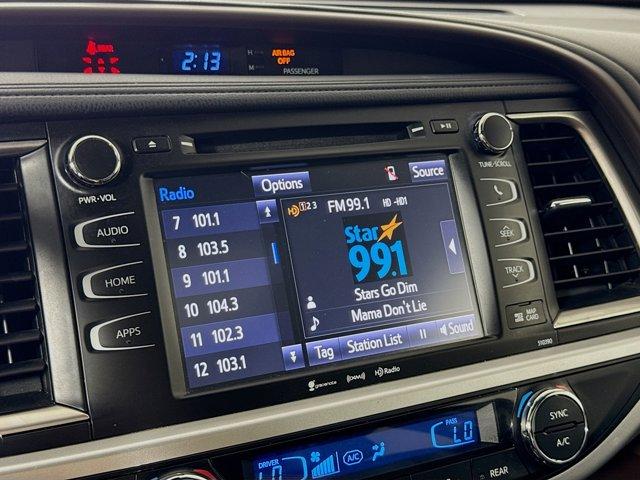 2019 Toyota Highlander Vehicle Photo in Flemington, NJ 08822