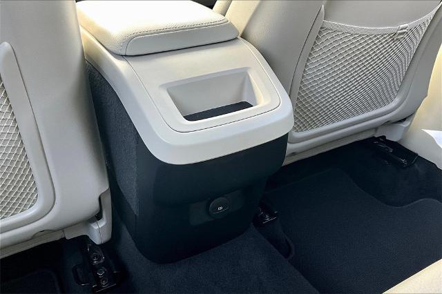 2021 Volvo XC60 Vehicle Photo in Houston, TX 77007