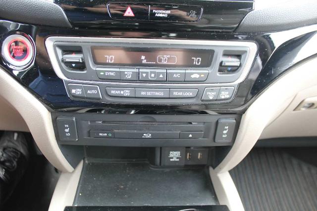 2016 Honda Pilot Vehicle Photo in HOUSTON, TX 77090