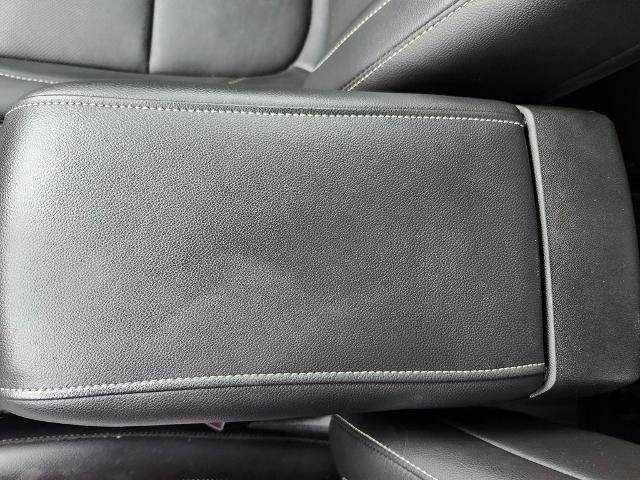 2023 GMC Acadia Vehicle Photo in GREEN BAY, WI 54304-5303
